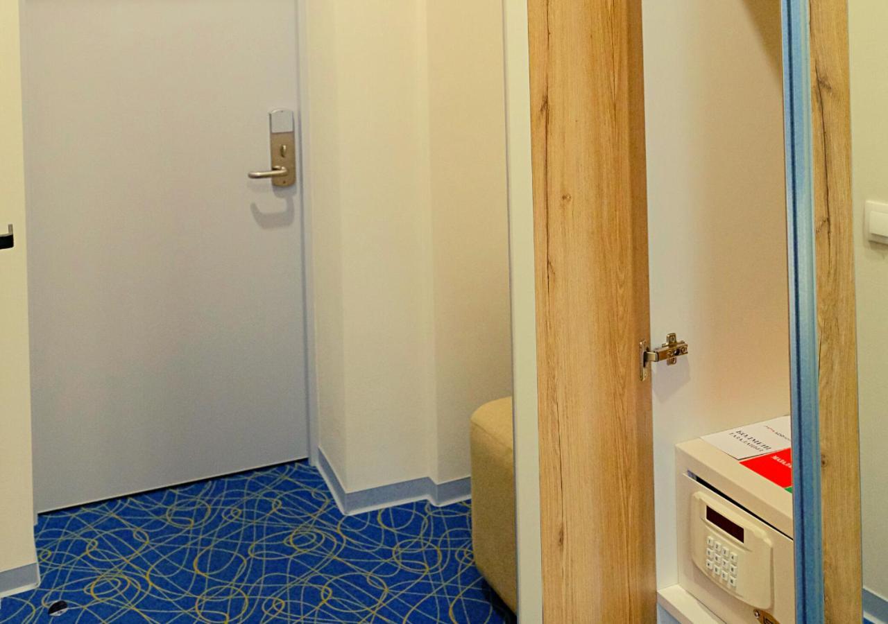 Add Hotel アルマトイ エクステリア 写真